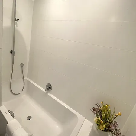 Apartment Prachtig Gerenoveerd
